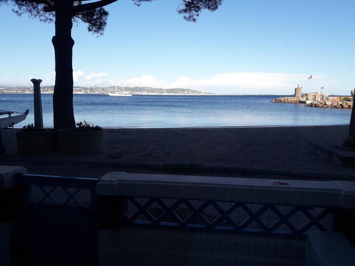 French Riviera 1 Bedroom On The Beach Facing Cannes Théoule-sur-Mer Exteriör bild