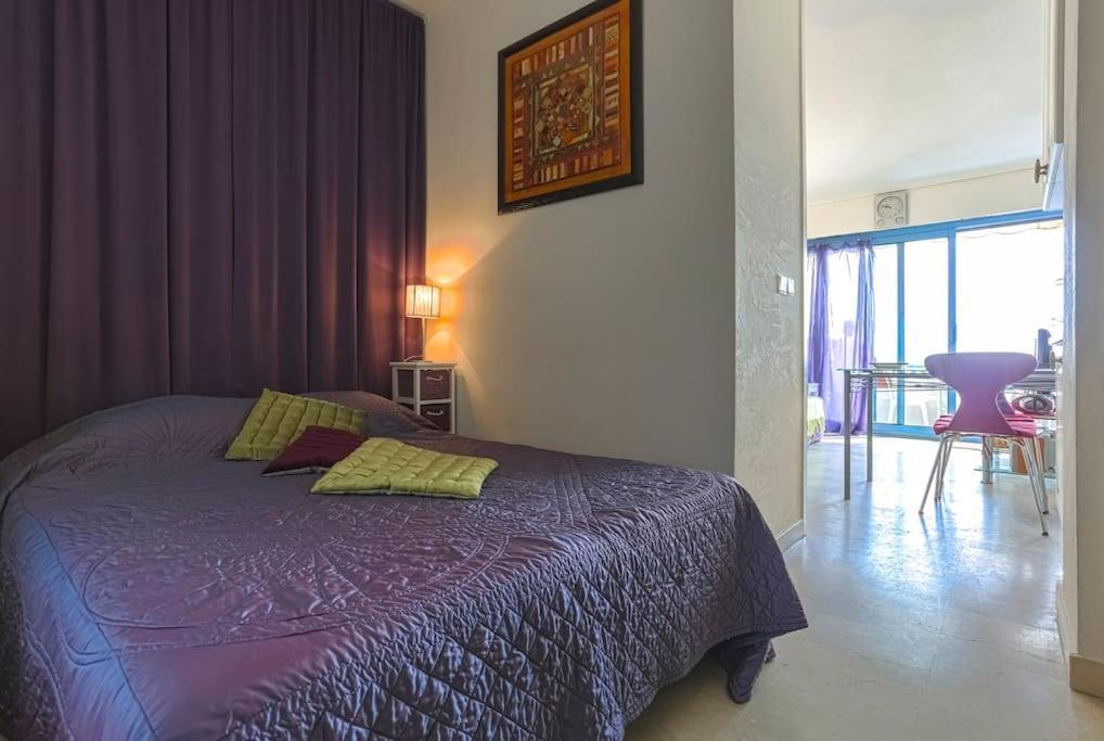 French Riviera 1 Bedroom On The Beach Facing Cannes Théoule-sur-Mer Exteriör bild